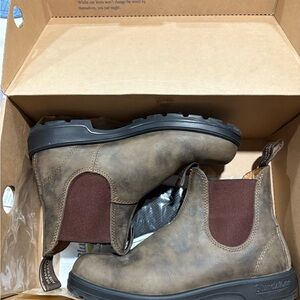 Blundstone Rustic Brown Chelsea Boots